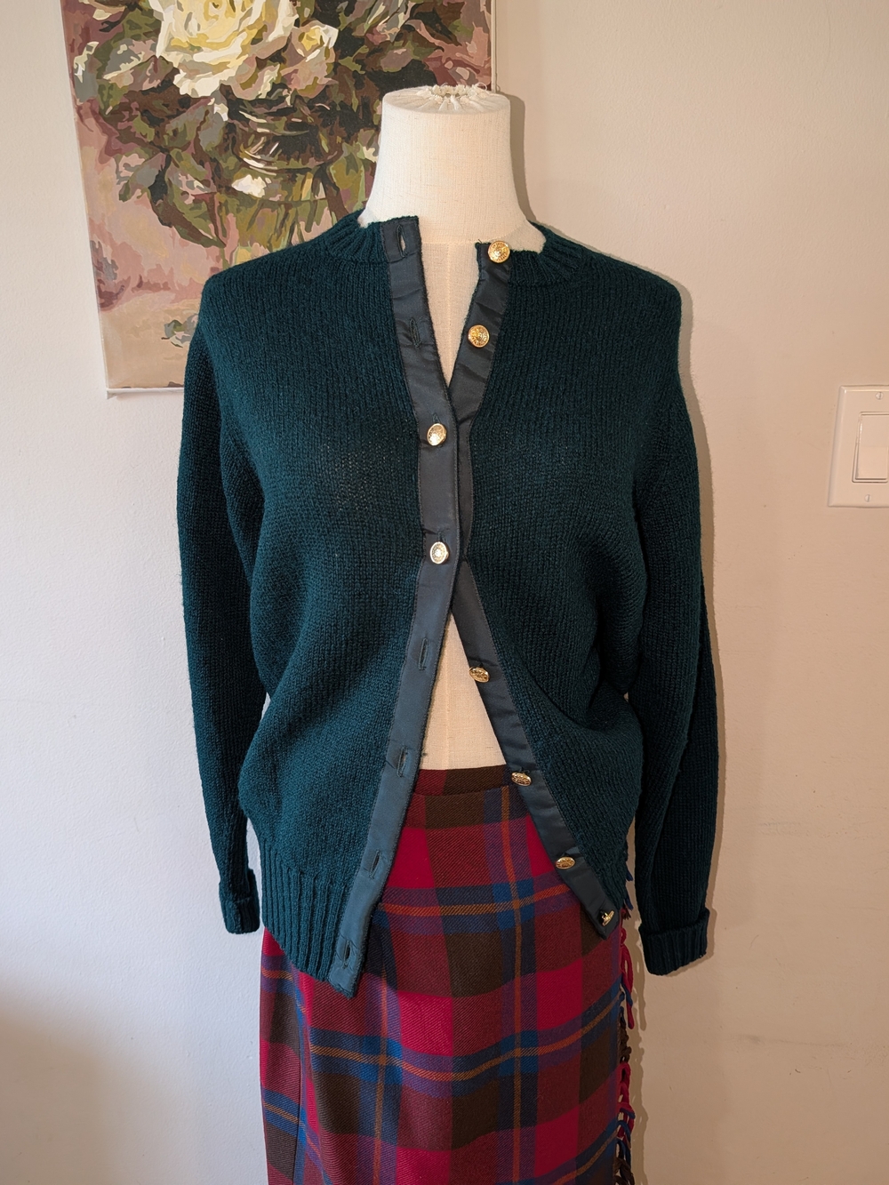 Vintage (80s) Green 100% Wool Cardigan With Gold Buttons